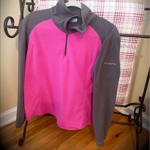 Columbia Women's 1/2 Zip Fleece
For active women, a lightweight Columbia fleece